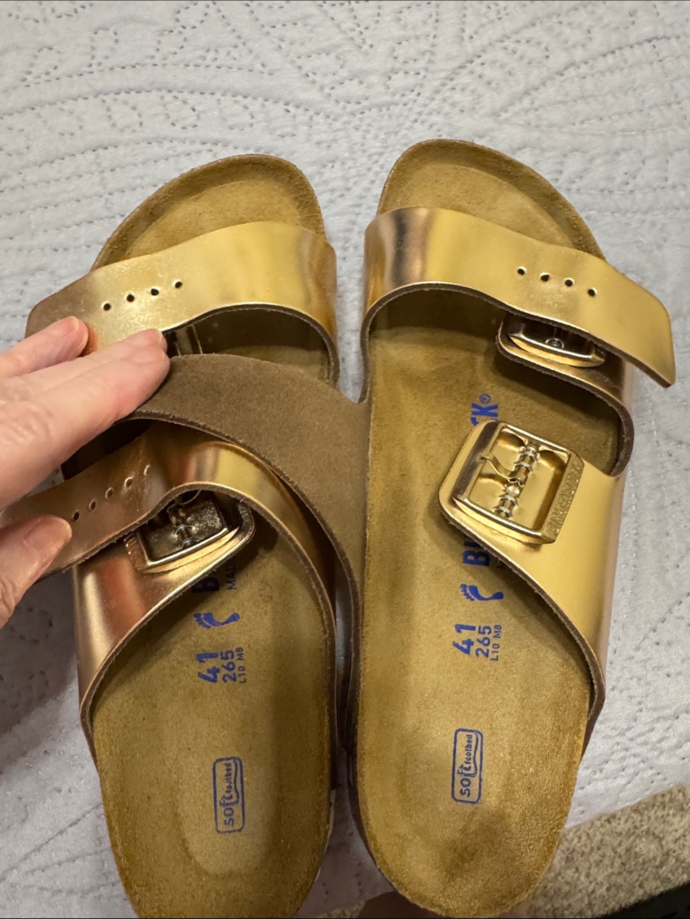 Birkenstock Arizona Two-Strap Sandal in Metallic Rose Gold - Picture 8 of 8